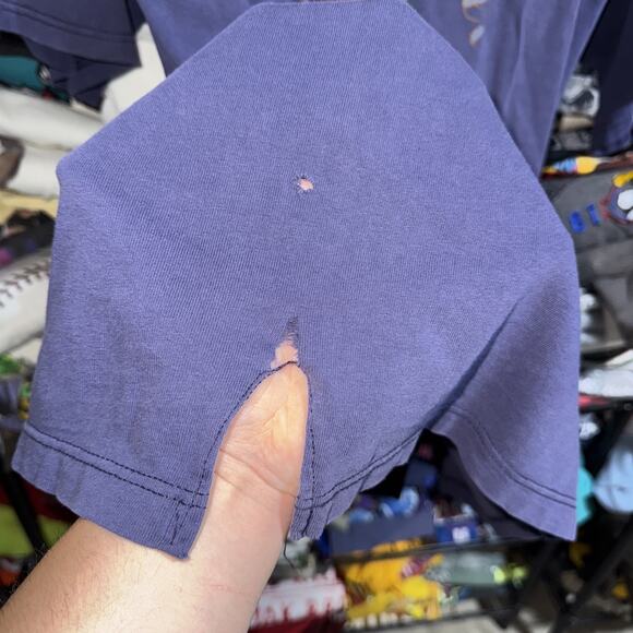 Vintage 90s Universal Studios Volcano Bay Distressed And Faded Shirt Size Xl - Picture 5 of 9